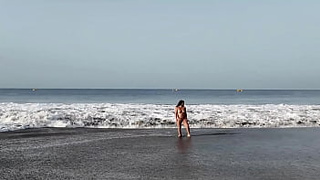 StepMom asks her StepSon to have a Nude Beach PhotoSession
