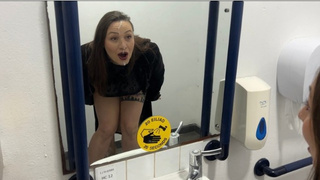 Cheating boss takes surprise sperm shot in pub toilets