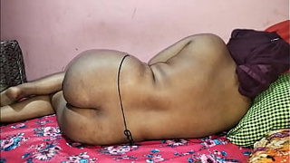 MUSLIM MOM VISIT MASSAGE SHOP, MASSEUR WANNA SEX SLIDING HIS MEAT
