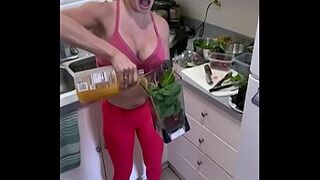 Mom Gets Younger Day By Day With My Jizz Smoothies - Claudia Valentine
