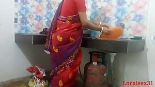 Desi Bengali desi Village Indian Bhabi Kitchen Sex In Red Saree ( Official Tape By Localsex31)