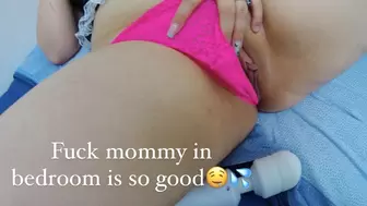 fuck stepmommy in bedroom is so good