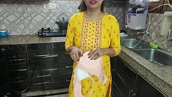 Desi bhabhi was washing dishes in kitchen then her brother in law came and said bhabhi aapka chut chahiye kya dogi hindi audio